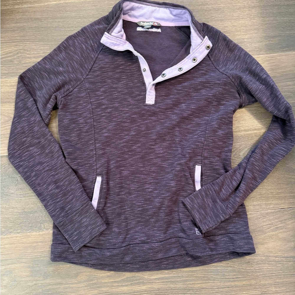 Avalanche 1/4 button sweatshirt women’s